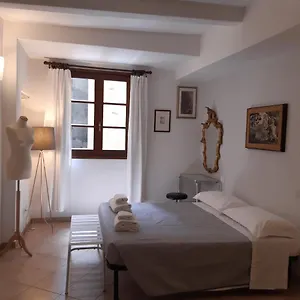 https://casa-de-blu.it-tuscanyhotel.com
